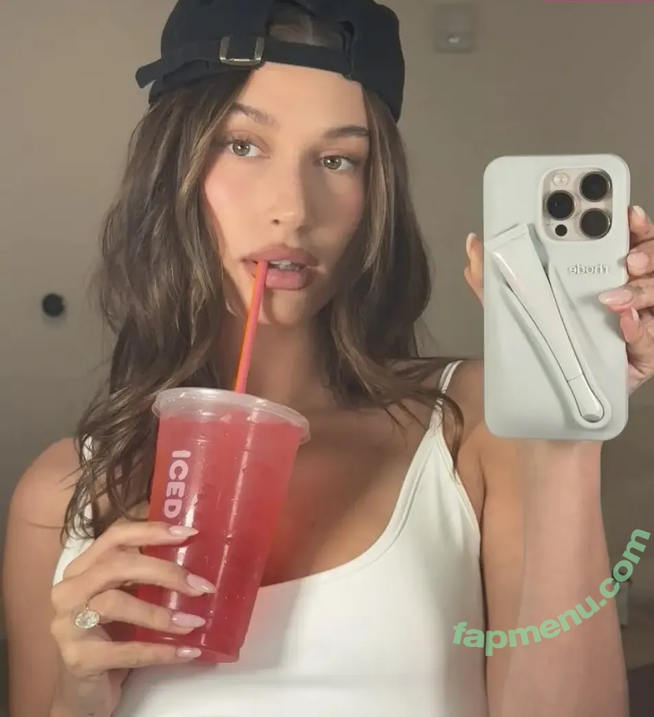 Hailey Baldwin nude photo #0144 (haileybieber)