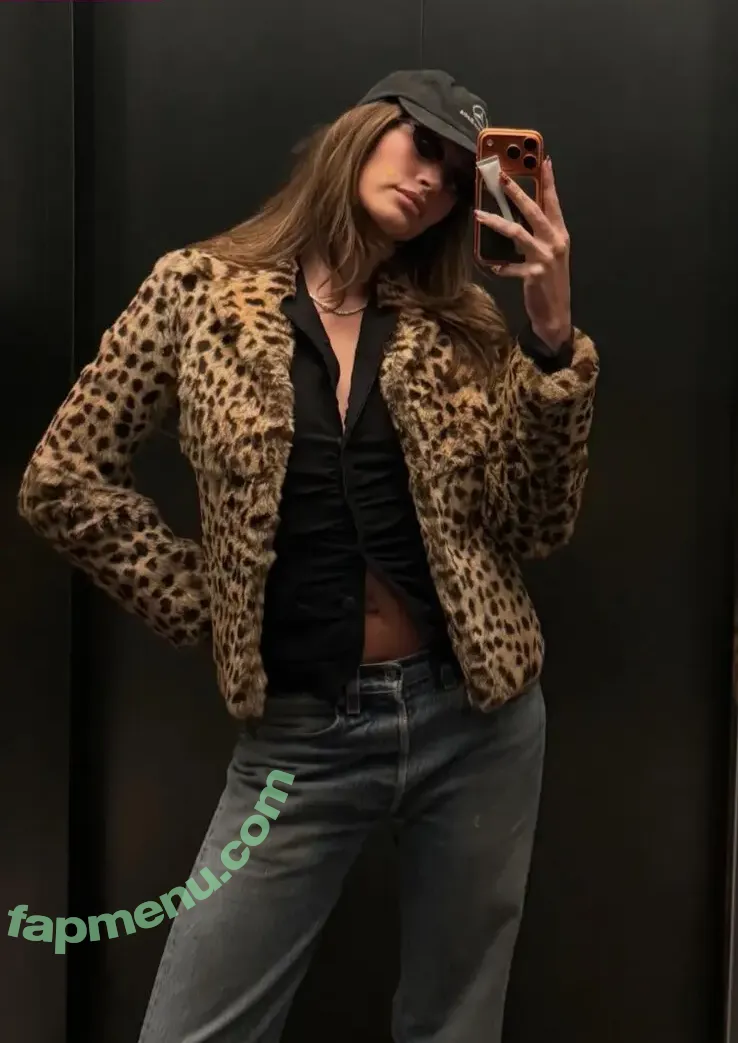 Hailey Baldwin nude photo #0224 (haileybieber)