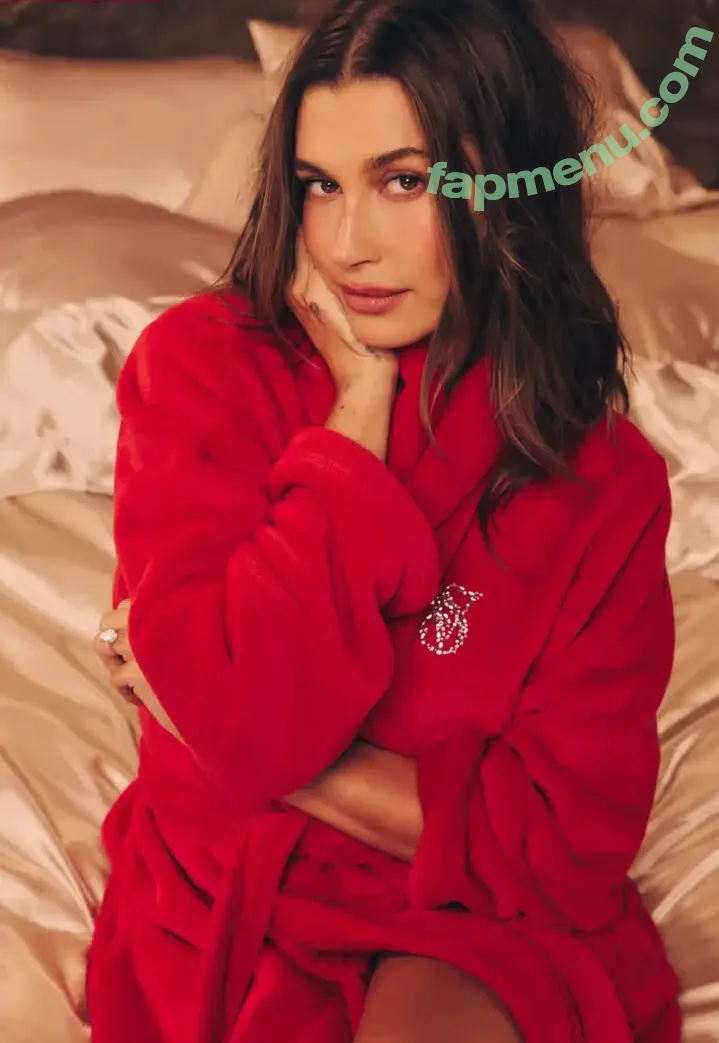 Hailey Baldwin nude photo #0248 (haileybieber)