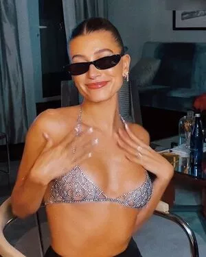 Hailey Bieber / baldwin / haileeybear / haileybieber nude photo #0130