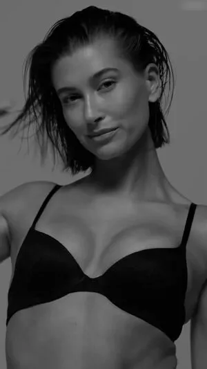 Hailey Bieber / baldwin / haileeybear / haileybieber nude photo #0159