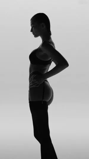 Hailey Bieber / baldwin / haileeybear / haileybieber nude photo #0168