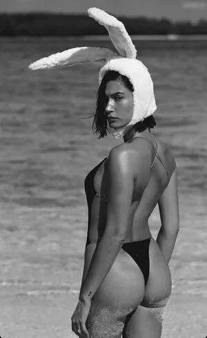 Hailey Bieber / baldwin / haileeybear / haileybieber nude photo #0177