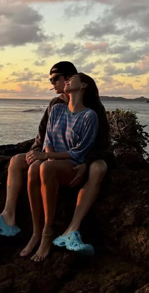 Hailey Bieber / baldwin / haileeybear / haileybieber nude photo #0219