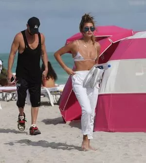 Hailey Bieber / baldwin / haileeybear / haileybieber nude photo #0330