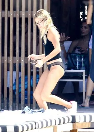 Hailey Bieber / baldwin / haileeybear / haileybieber nude photo #0340