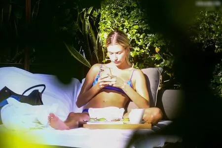 Hailey Bieber / baldwin / haileeybear / haileybieber nude photo #0541