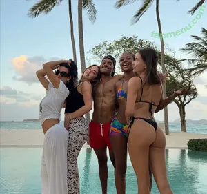 Hailey Bieber / baldwin / haileeybear / haileybieber nude photo #0790