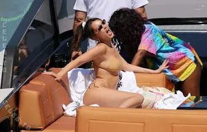 Hailey Bieber / baldwin / haileeybear / haileybieber nude photo #0804