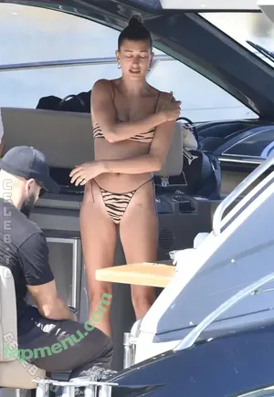 Hailey Bieber / baldwin / haileeybear / haileybieber nude photo #0807