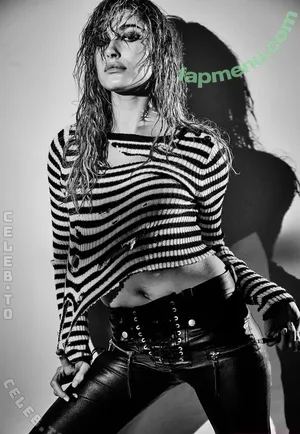 Hailey Bieber / baldwin / haileeybear / haileybieber nude photo #0842