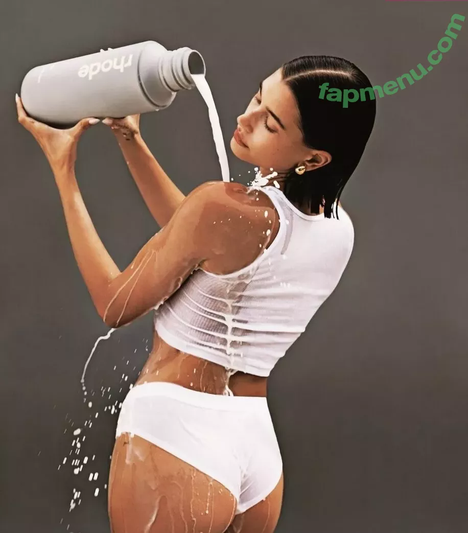 Hailey Bieber nude photo #0077 (baldwin / haileeybear / haileybieber)