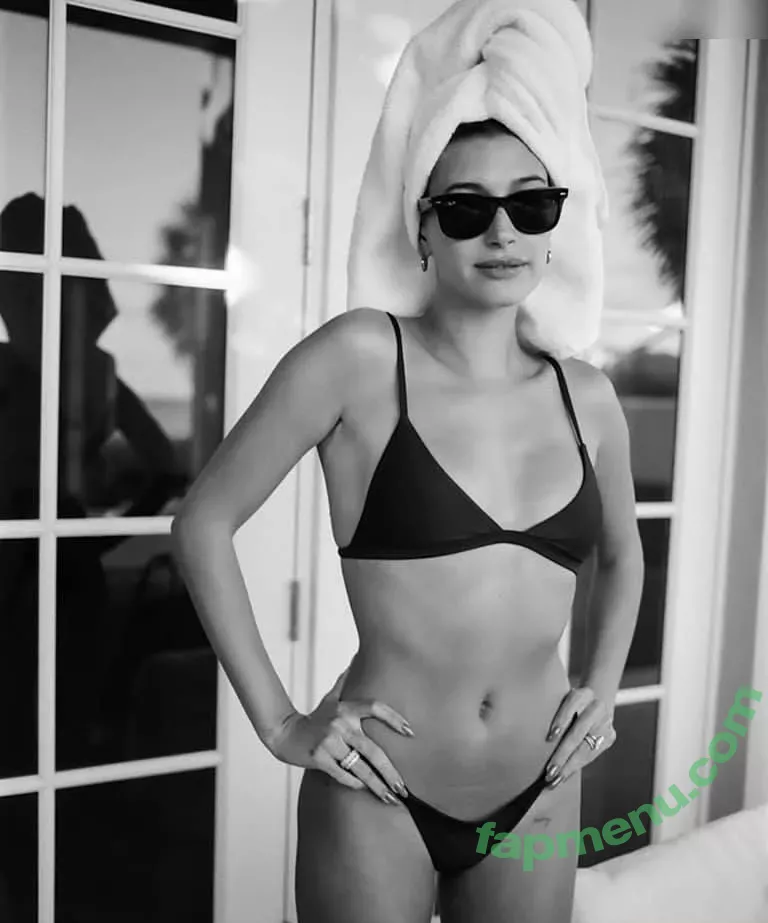 Hailey Bieber nude photo #0081 (baldwin / haileeybear / haileybieber)