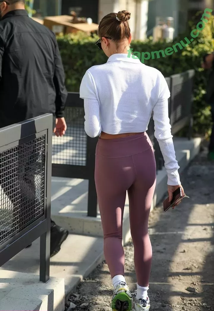 Hailey Bieber nude photo #0085 (baldwin / haileeybear / haileybieber)