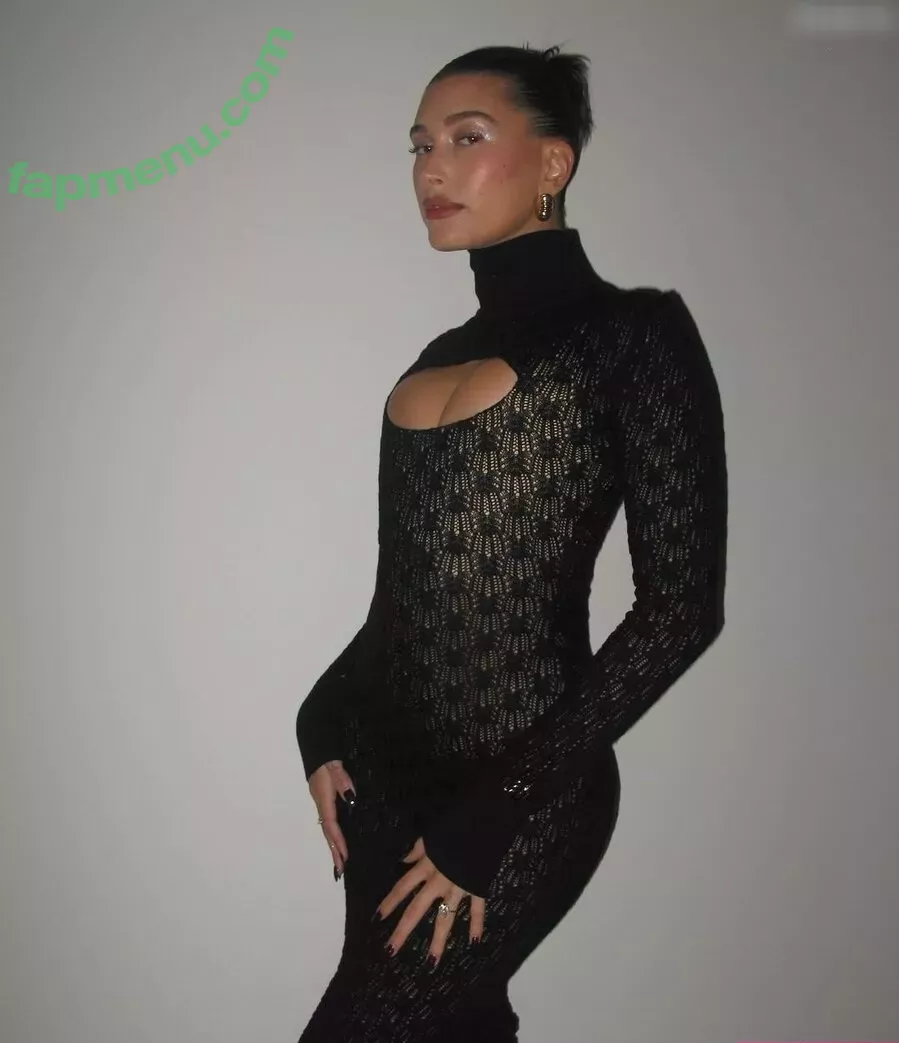 Hailey Bieber nude photo #0154 (baldwin / haileeybear / haileybieber)