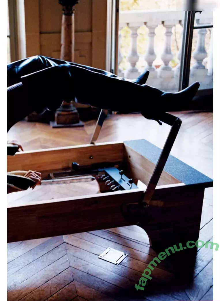 Hailey Bieber nude photo #0194 (baldwin / haileeybear / haileybieber)