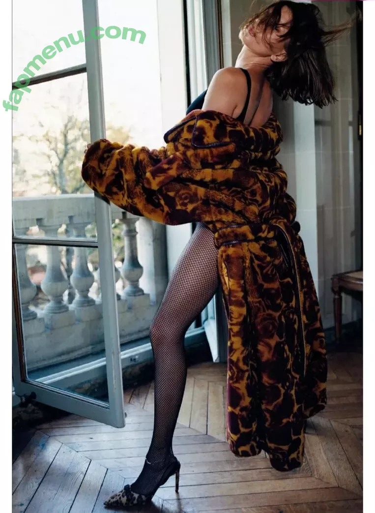 Hailey Bieber nude photo #0195 (baldwin / haileeybear / haileybieber)