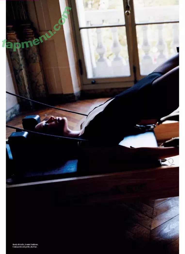 Hailey Bieber nude photo #0201 (baldwin / haileeybear / haileybieber)