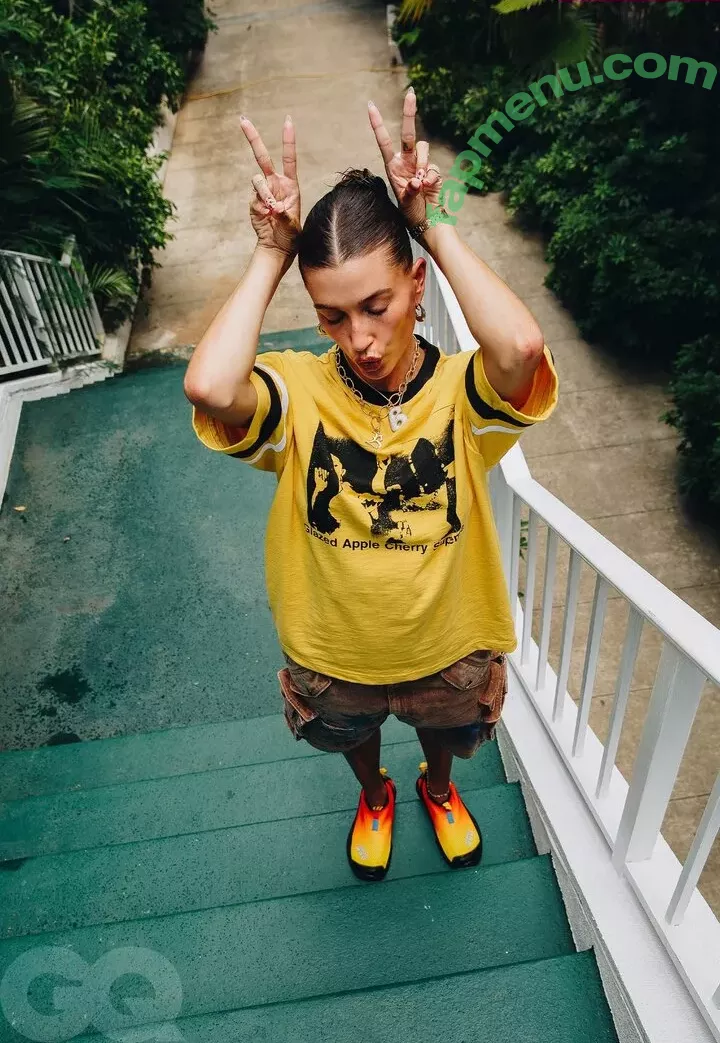 Hailey Bieber nude photo #0204 (baldwin / haileeybear / haileybieber)