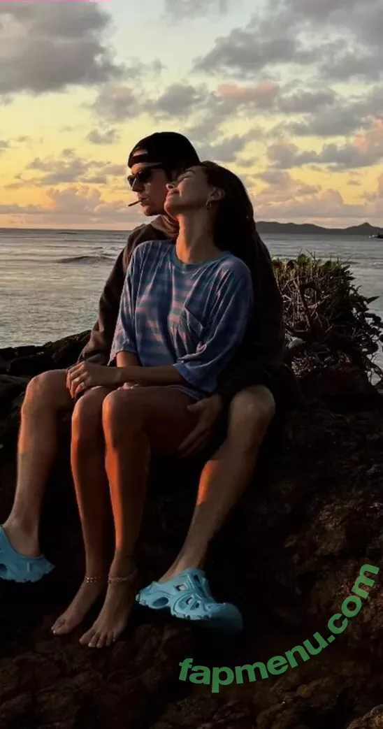 Hailey Bieber nude photo #0219 (baldwin / haileeybear / haileybieber)