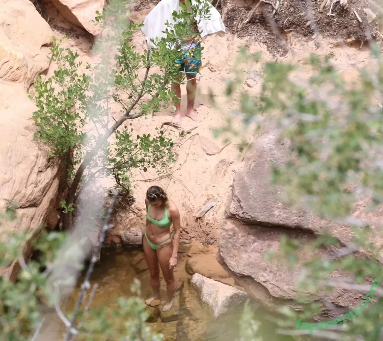 Hailey Bieber nude photo #0298 (baldwin / haileeybear / haileybieber)