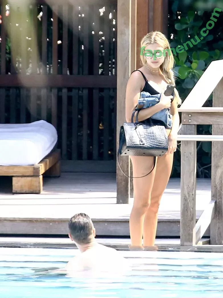 Hailey Bieber nude photo #0338 (baldwin / haileeybear / haileybieber)