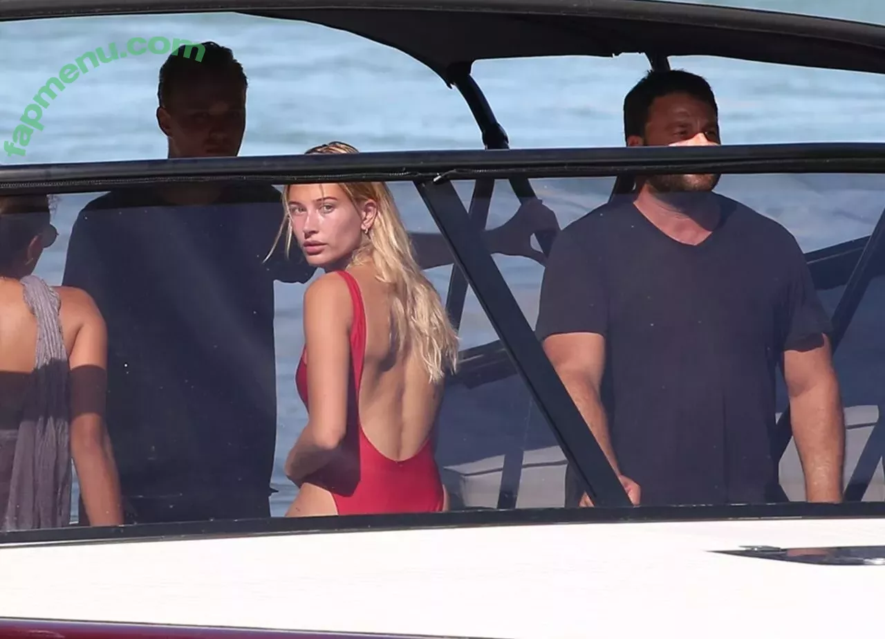 Hailey Bieber nude photo #0339 (baldwin / haileeybear / haileybieber)