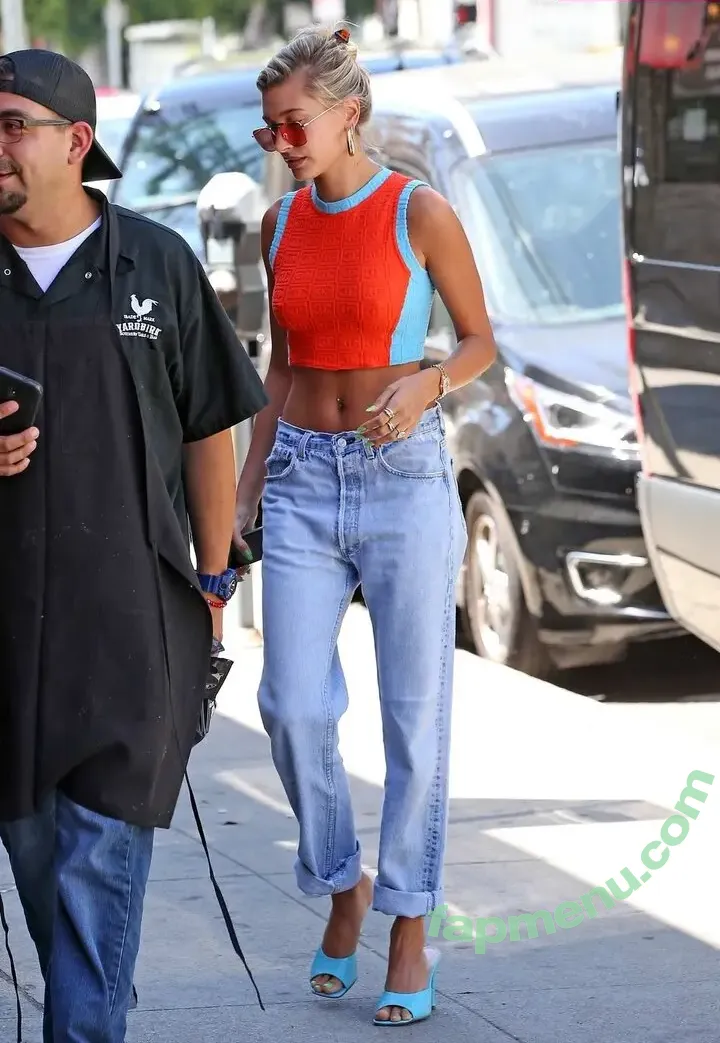 Hailey Bieber nude photo #0641 (baldwin / haileybieber)