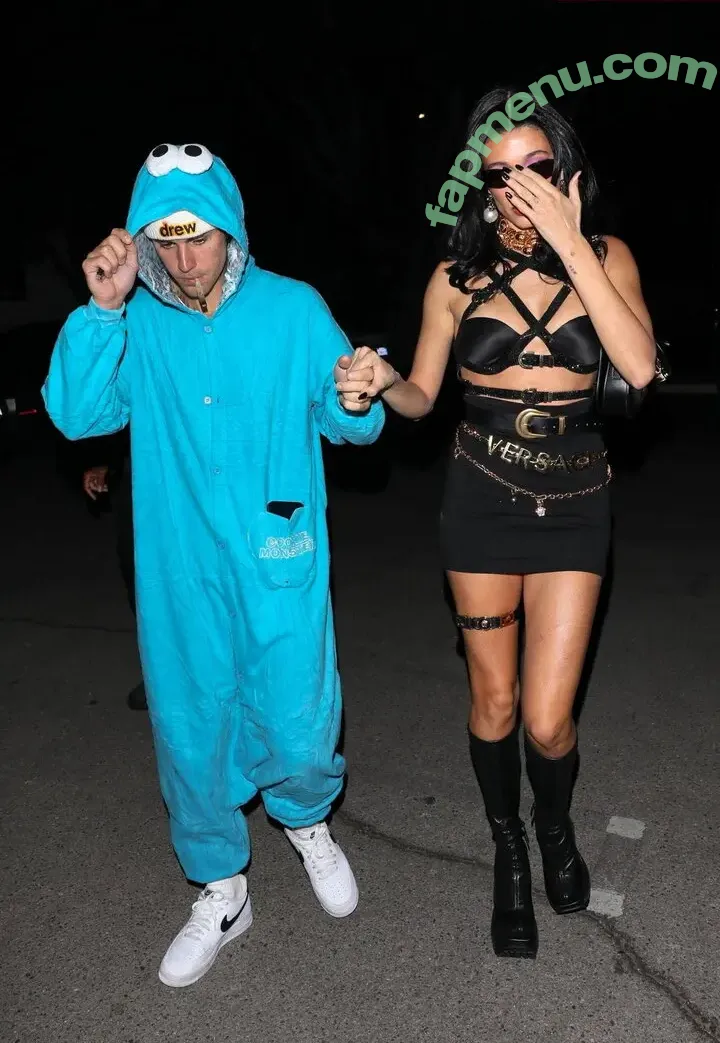 Hailey Bieber nude photo #0660 (baldwin / haileybieber)