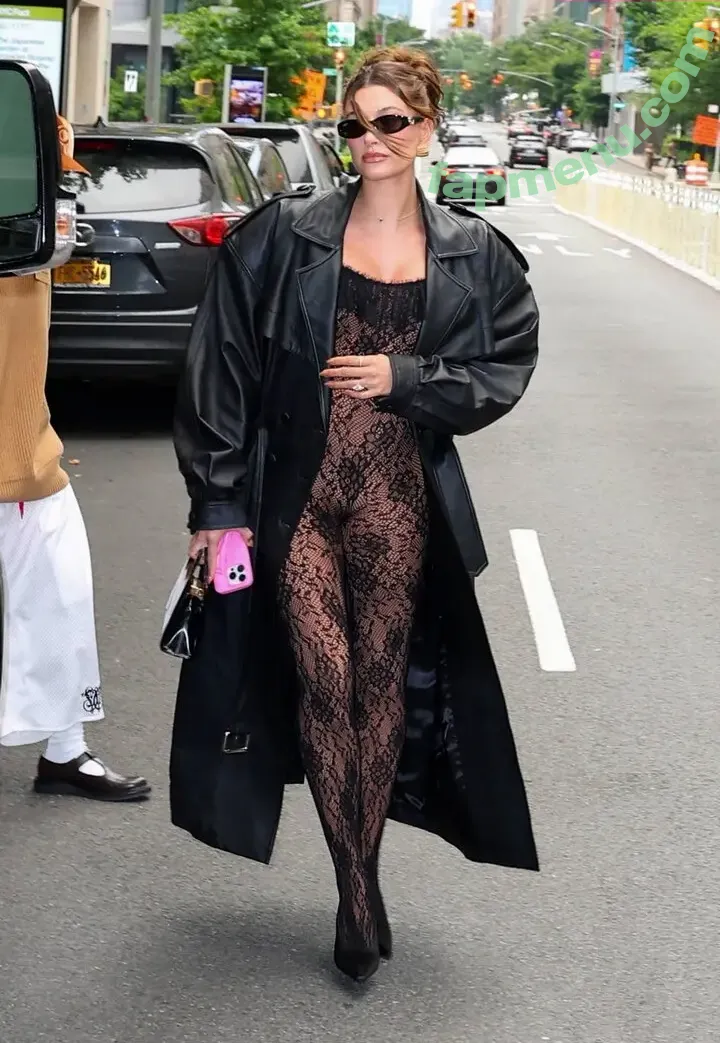 Hailey Bieber nude photo #0679 (baldwin / haileeybear / haileybieber)