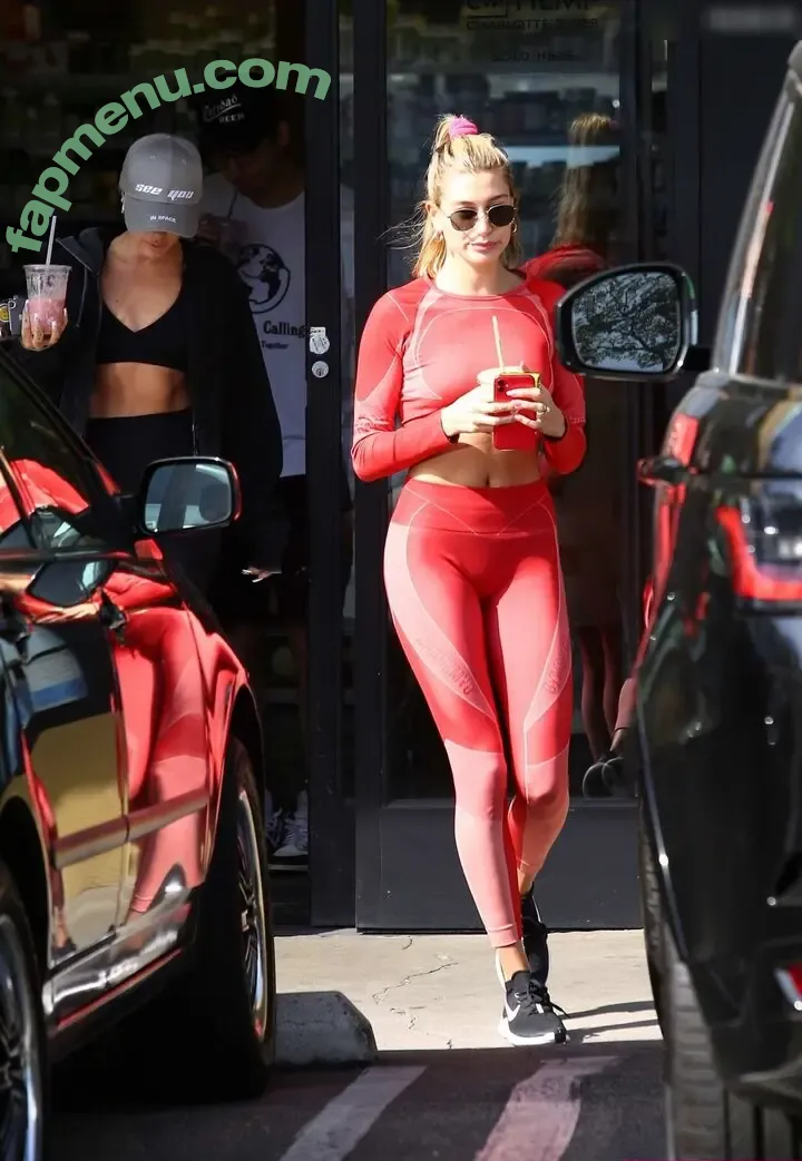 Hailey Bieber nude photo #0707 (baldwin / haileybieber)