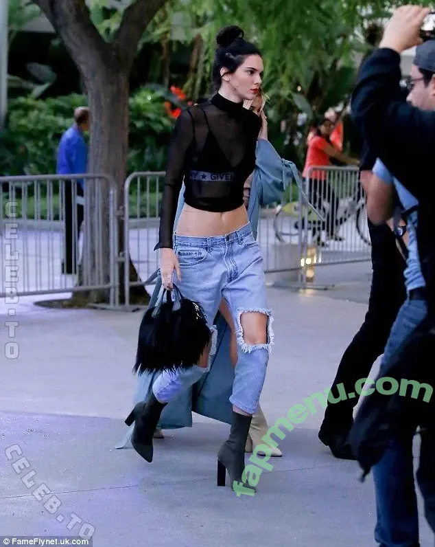 Hailey Bieber nude photo #0868 (baldwin / haileeybear / haileybieber)