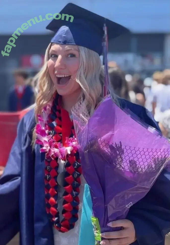 Hailey Johnson nude photo #0019 (haileyjayy)