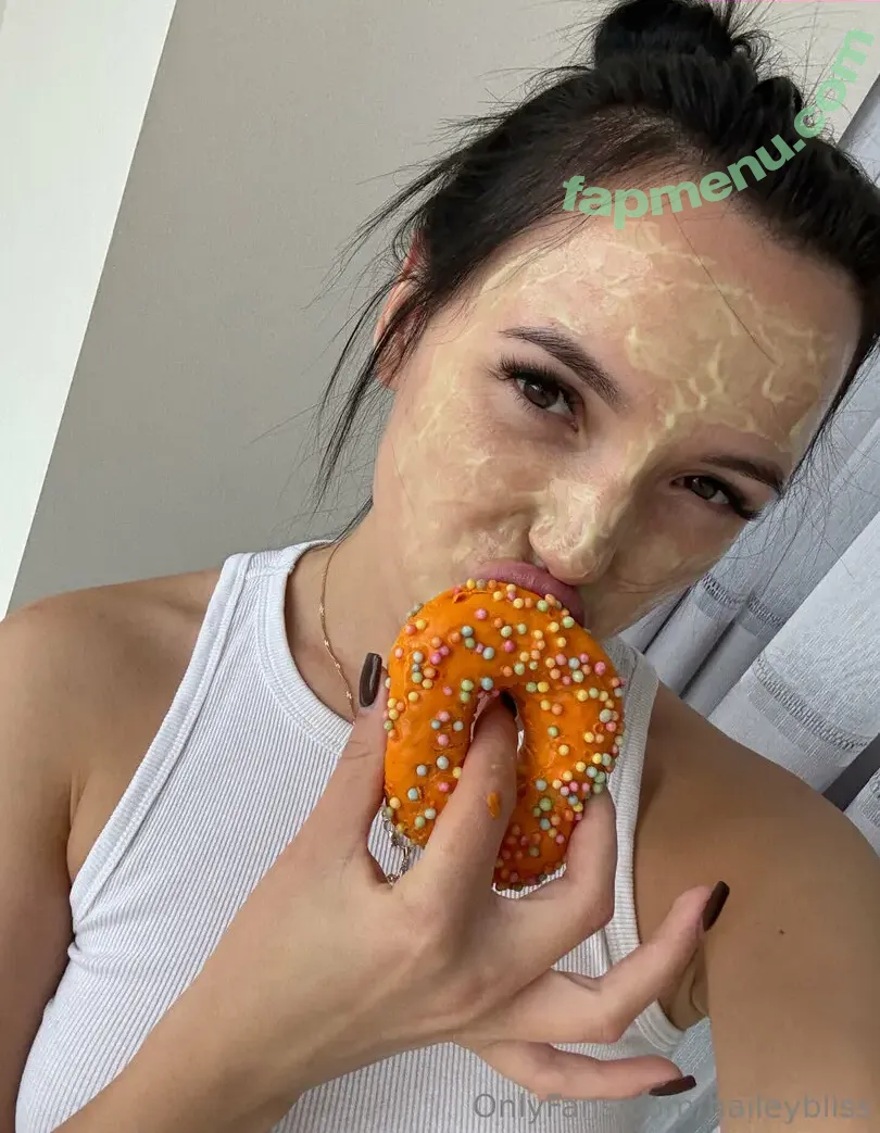haileybliss nude photo #0086 (haileyblisss)