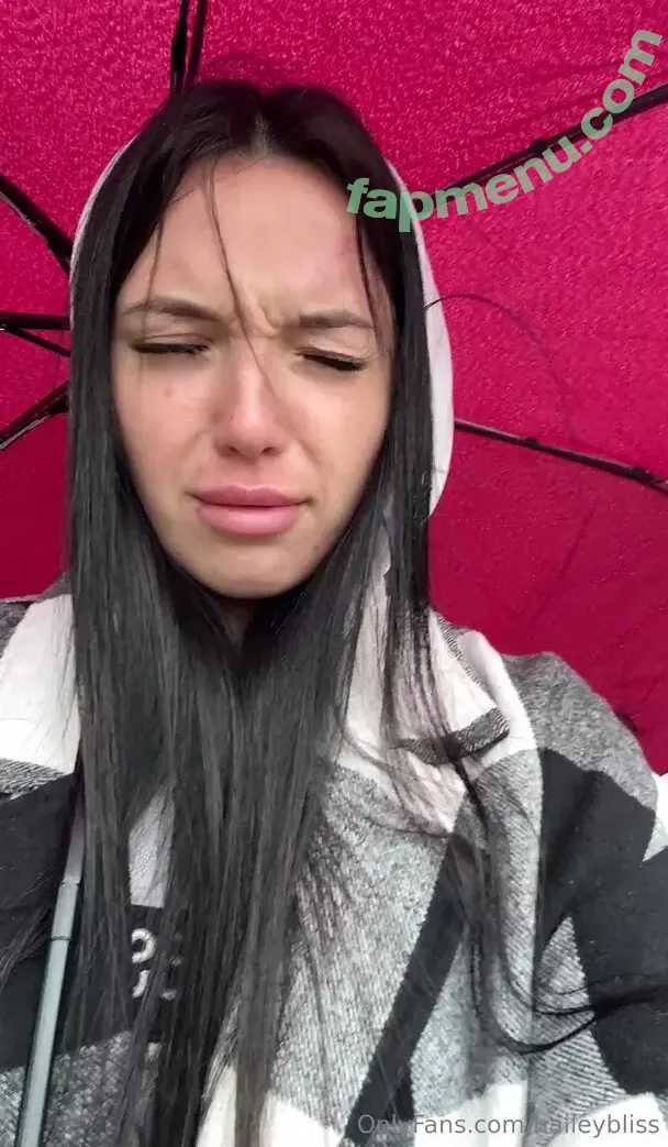 haileybliss nude photo #0103 (haileyblisss)