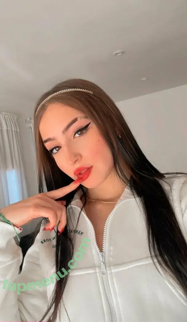 haileycelene18 nude photo #0006 (haileycelene18)