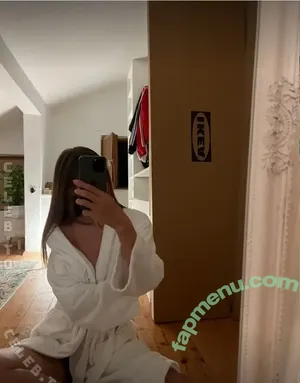 Haileymiller0 / officialhaiiley nude photo #0070