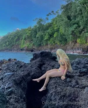 haileypeltz / peltzh nude photo #0031