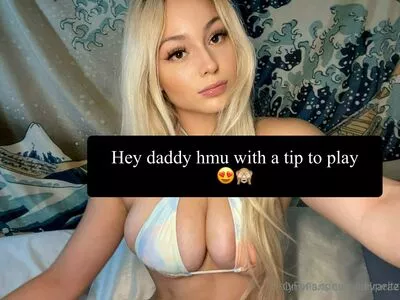 haileypeltz / peltzh nude photo #0086