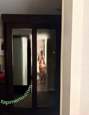Haileyselix / iamhalsey nude photo #0007