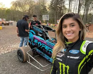 Hailie Deegan / hailiedeegan nude photo #0012