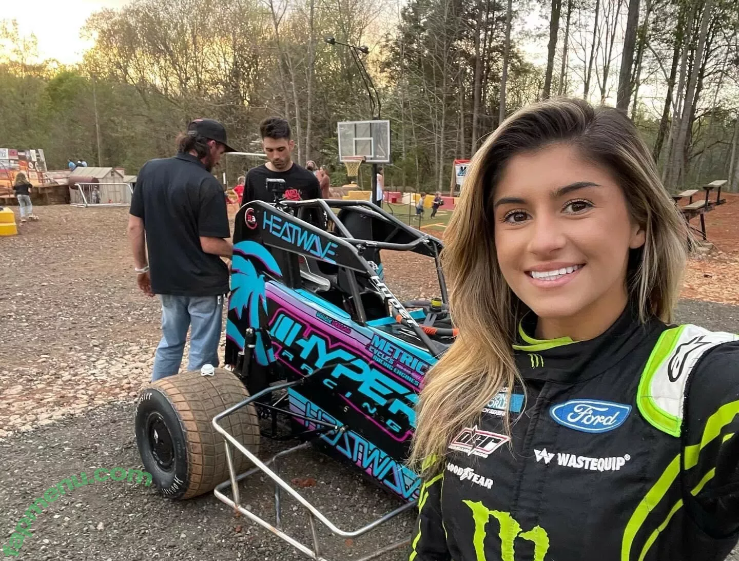 Hailie Deegan nude photo #0012 (hailiedeegan)