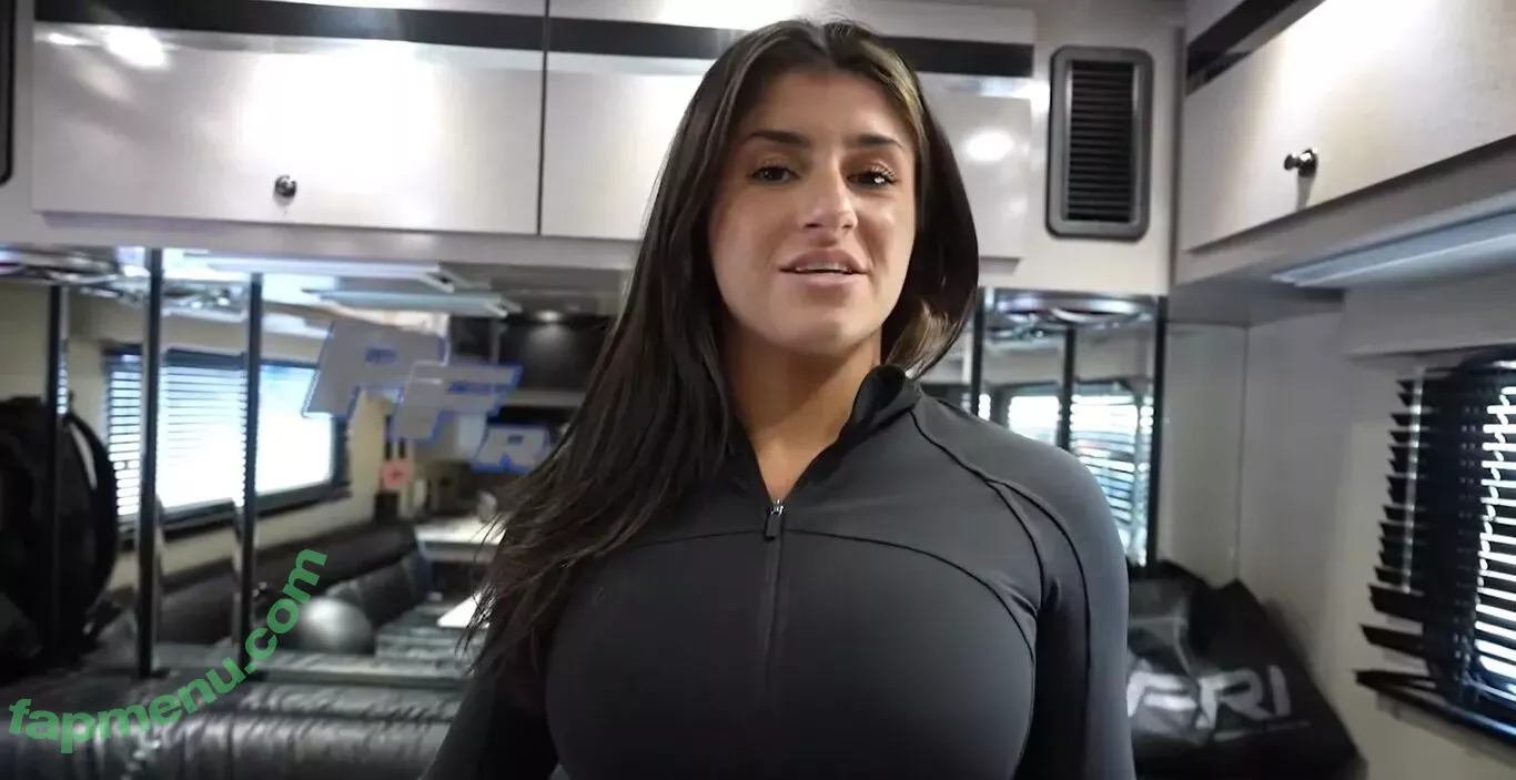 Hailie Deegan nude photo #0057 (hailiedeegan)