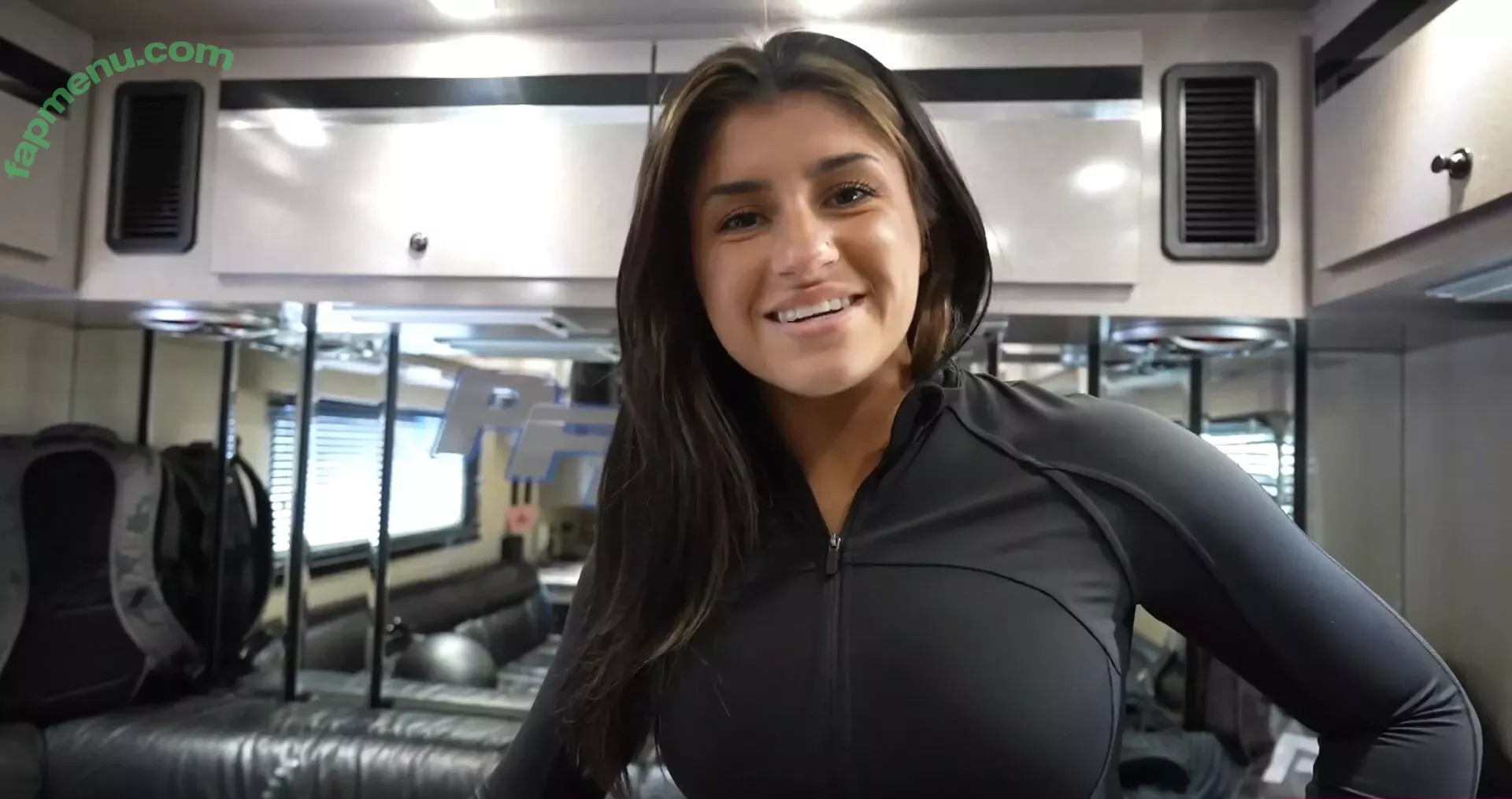 Hailie Deegan nude photo #0067 (hailiedeegan)