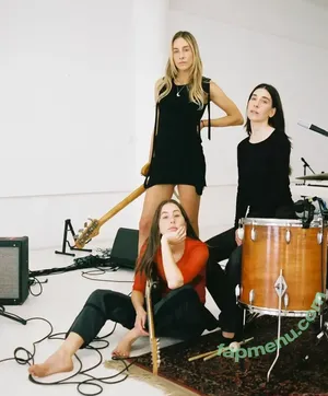 Haim Sisters / haimtheband nude photo #0171