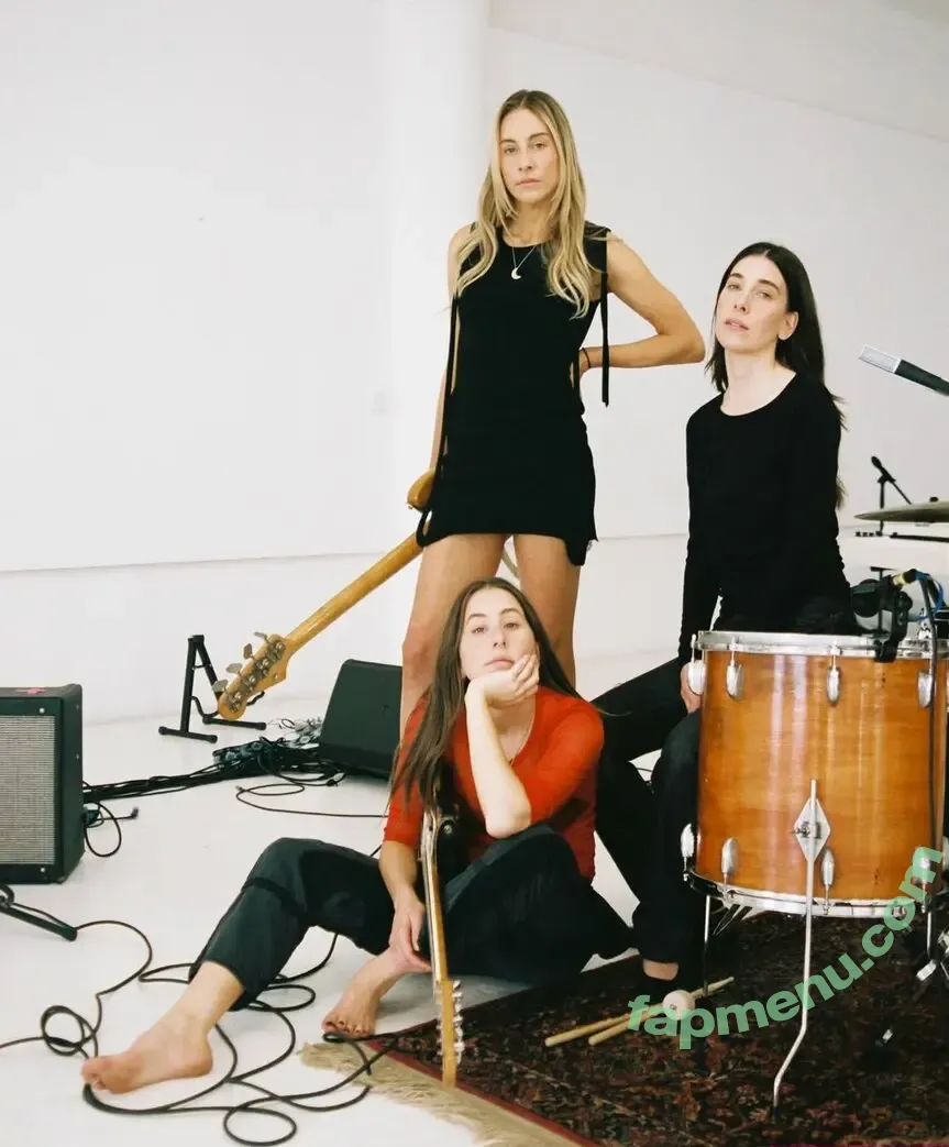 Haim Sisters nude photo #0171 (haimtheband)
