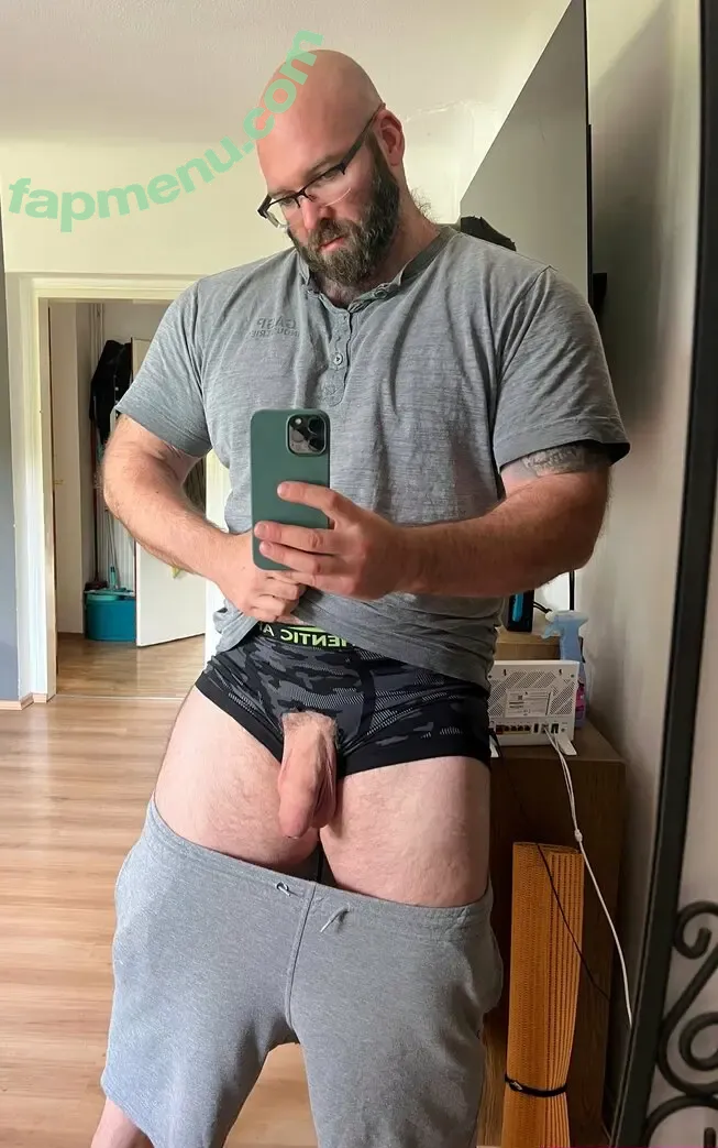 hairy_musclebear nude photo #0148 (hairy_musclebear)