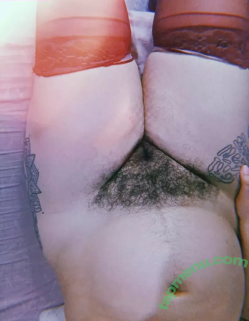 Hairy Women nude photo #4675 (HairyFairy420 / ig_naturals / pearlygirly06)