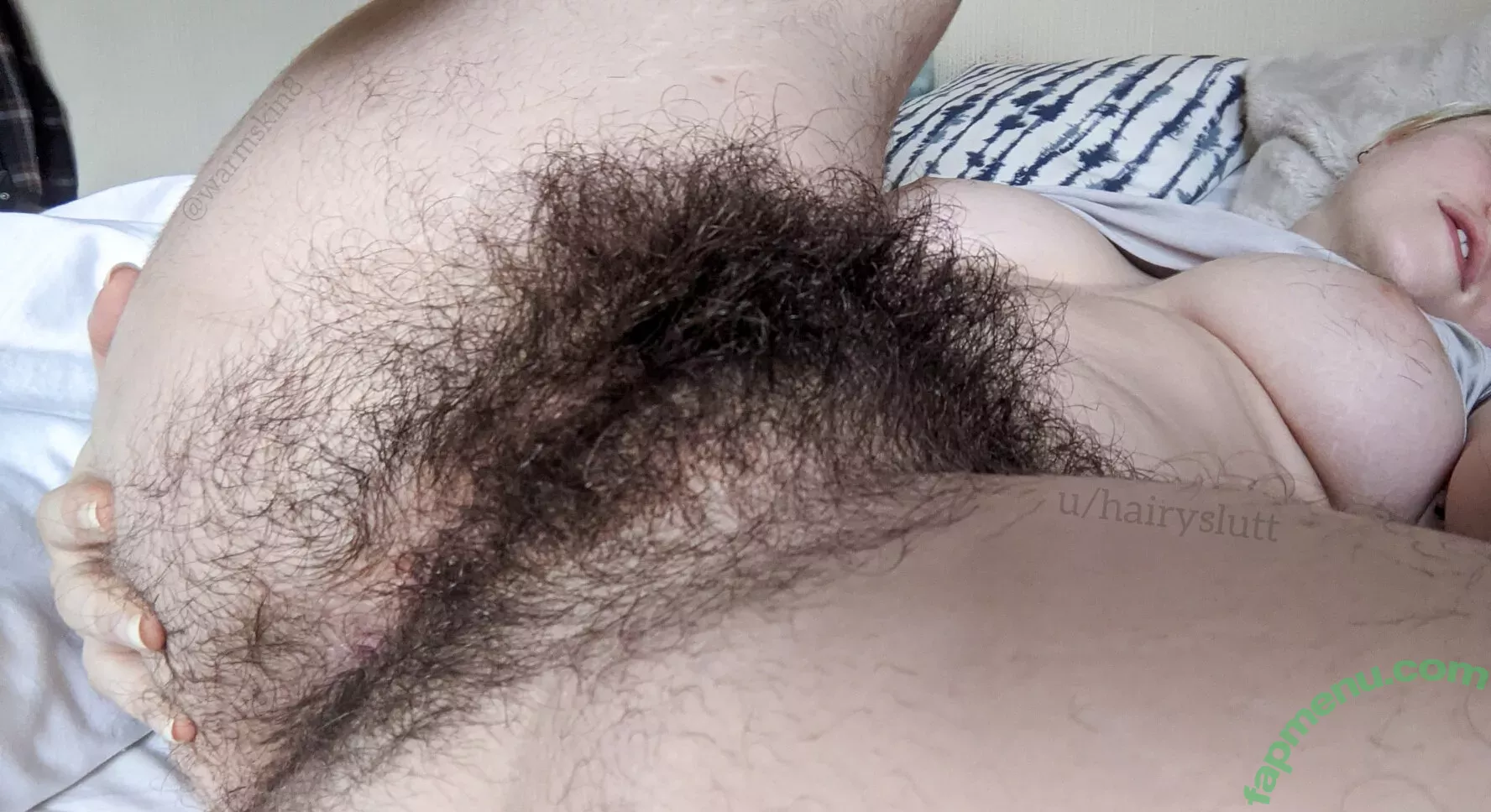 Hairy Women nude photo #5068 (HairyFairy420 / ig_naturals / pearlygirly06)