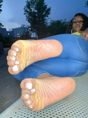 haitian_babefeet / lyncey_thequeen nude photo #0034